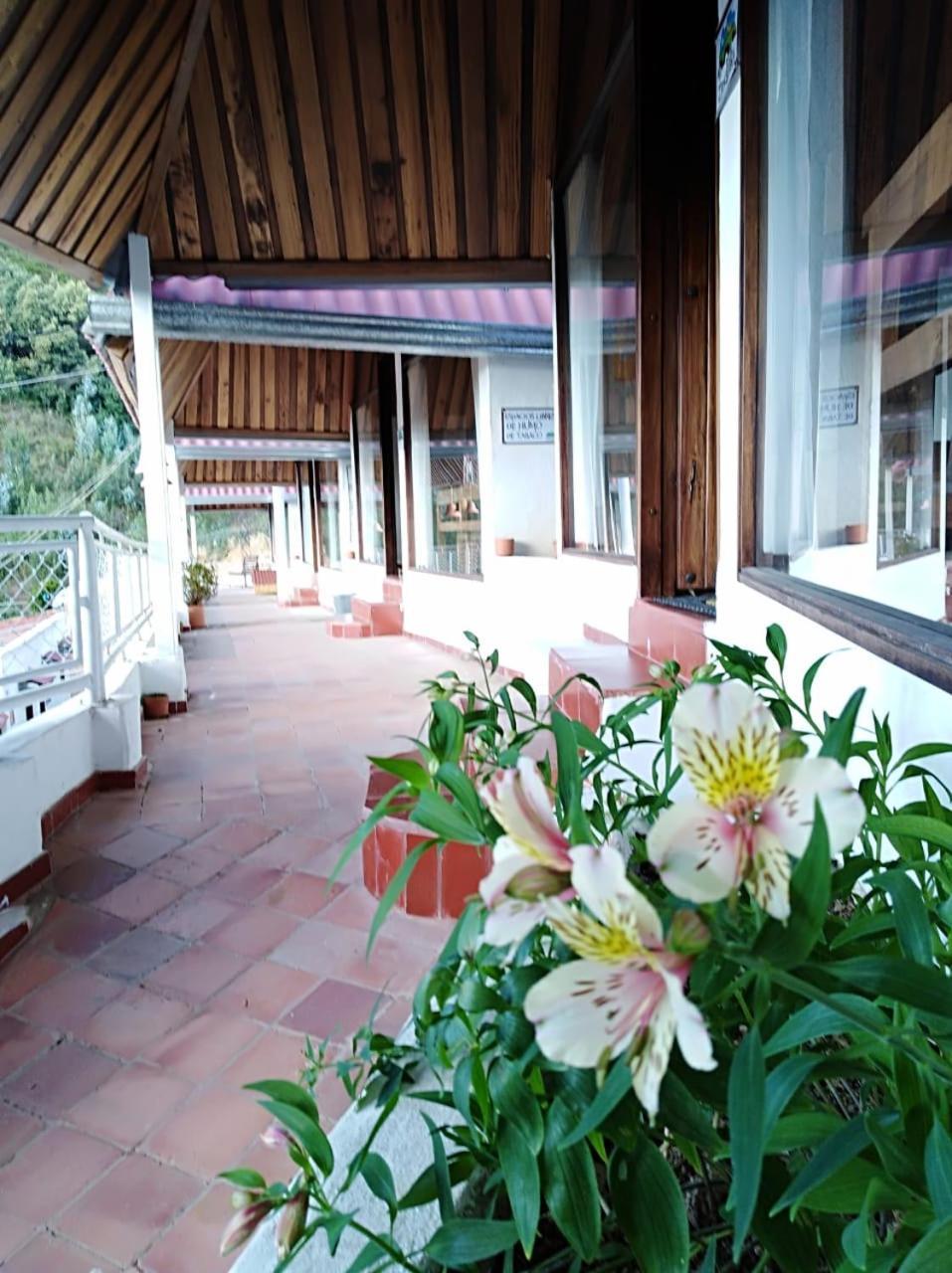 Hotel Cabanas El Rincon De Las Campanas Nobsa Exterior foto